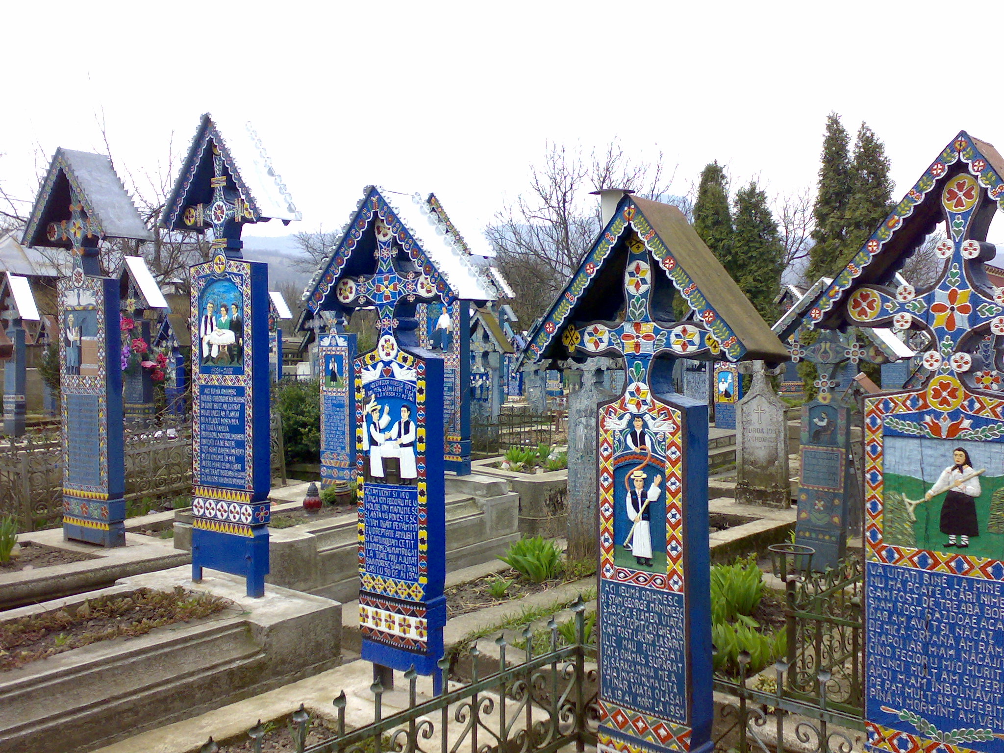 Cimitirul Vesel de la Săpânța, sursa wikipedia