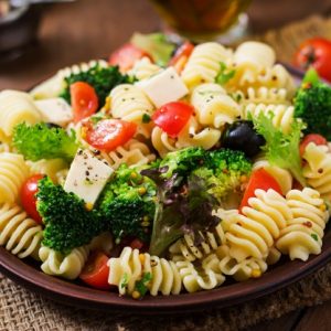 Salata cu broccoli branza si masline