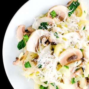Salata italiana cu telina si ciuperci