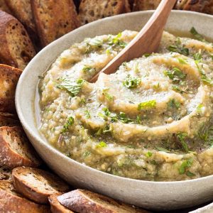 Salata de vinete cu usturoi