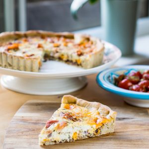 Tarta cu jambon si castraveti murati