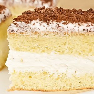 Prajitura cu crema de iaurt