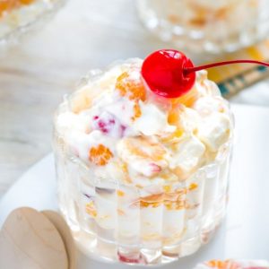 Salata de fructe din mere si portocale