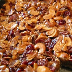 Bomboane de casa nuci in caramel