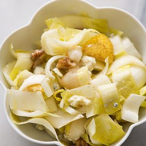 Salata de andive cu pere si nuci