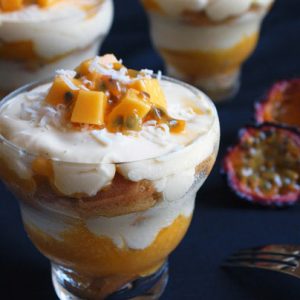 mango cu tiramisu si fructul pasiunii